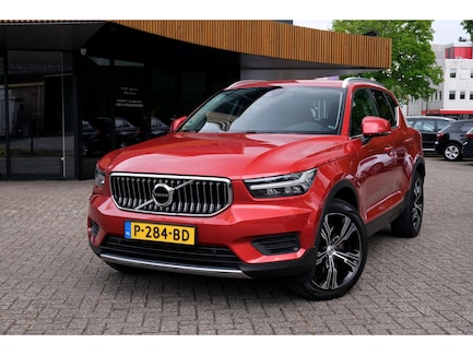 Volvo XC40 0