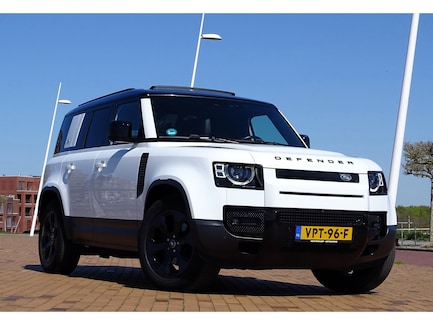 Land Rover Defender 0
