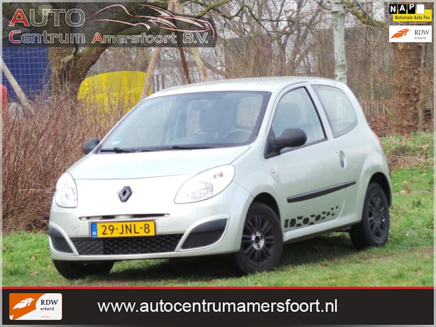 STARLUX – Grand Garage Renault avec Station-Service Complète - 4
