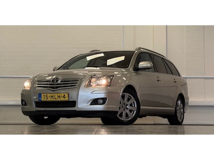 Toyota Avensis 0
