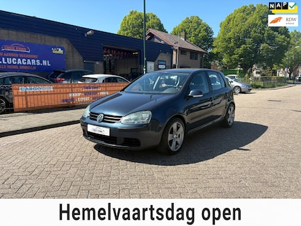Volkswagen Golf 0