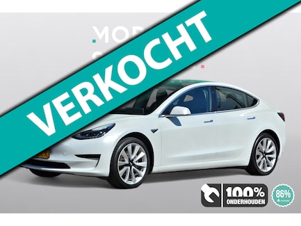 Tesla Model 3 0