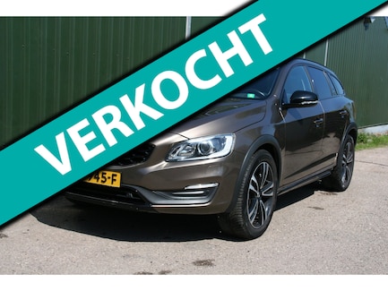 Volvo V60 Cross Country 0