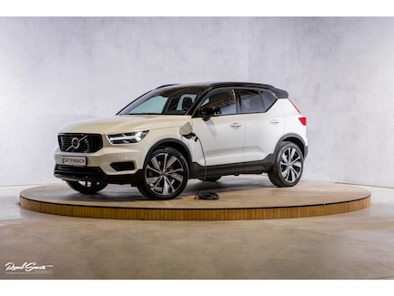 Volvo XC40 0