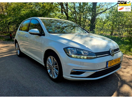 Volkswagen Golf 0