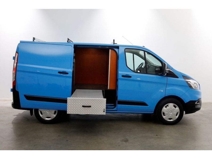 Ford Transit Courier - 21.950,- (Excl. BTW Ford Transit Courier - 21.950,- (Excl. BTW