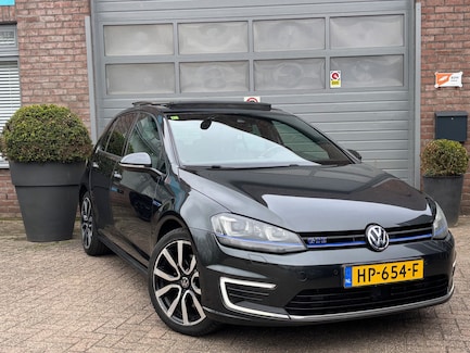 Volkswagen Golf 0