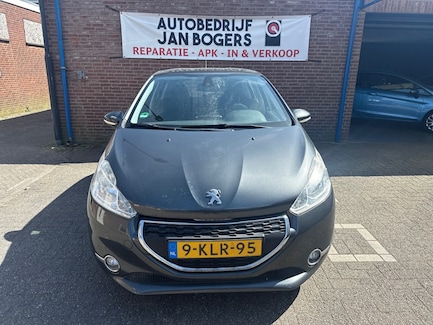 Peugeot 208 0