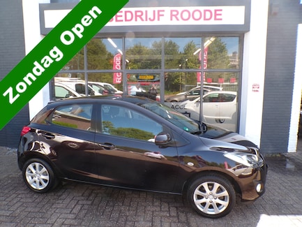 Mazda 2 0