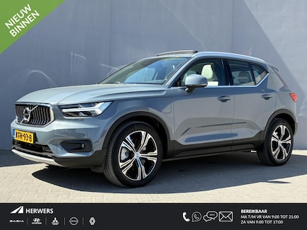 Volvo XC40 0