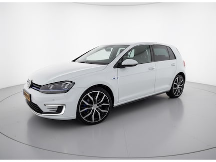 Volkswagen Golf 0