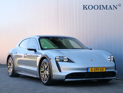 Porsche Taycan Cross Turismo 0