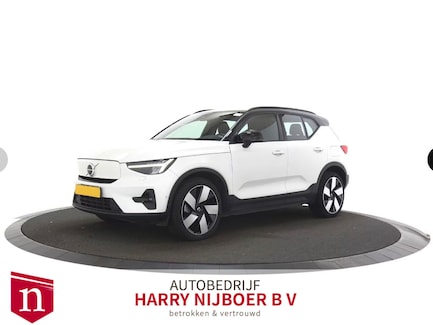 Volvo XC40 0