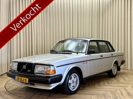 Volvo 200-Serie 0