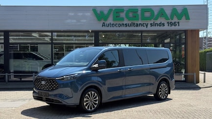 Ford Tourneo Custom 0
