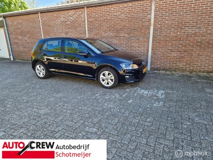 Volkswagen Golf 0