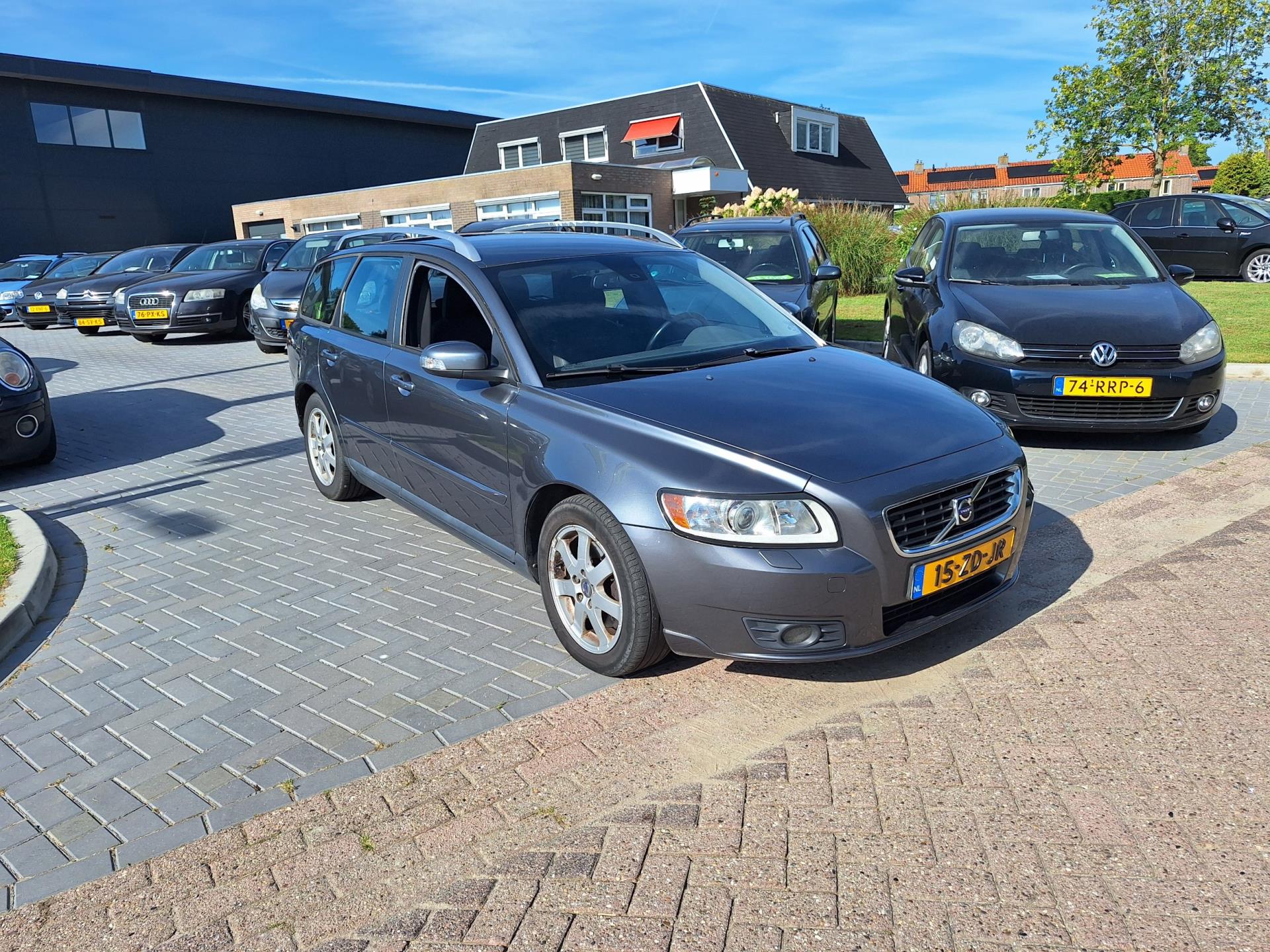 Volvo V50
