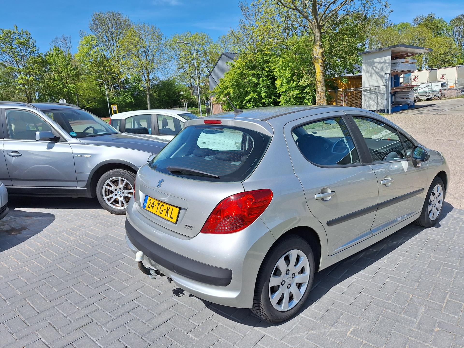 Peugeot 207