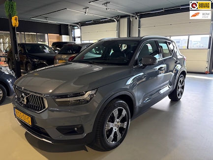 Volvo XC40 0