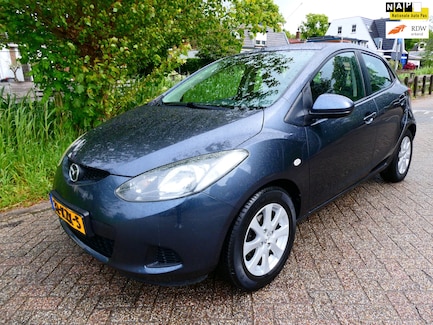 Mazda 2 0