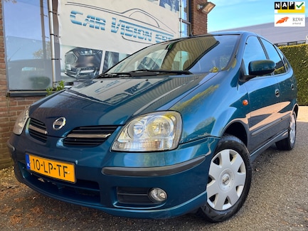 Nissan Almera Tino 0