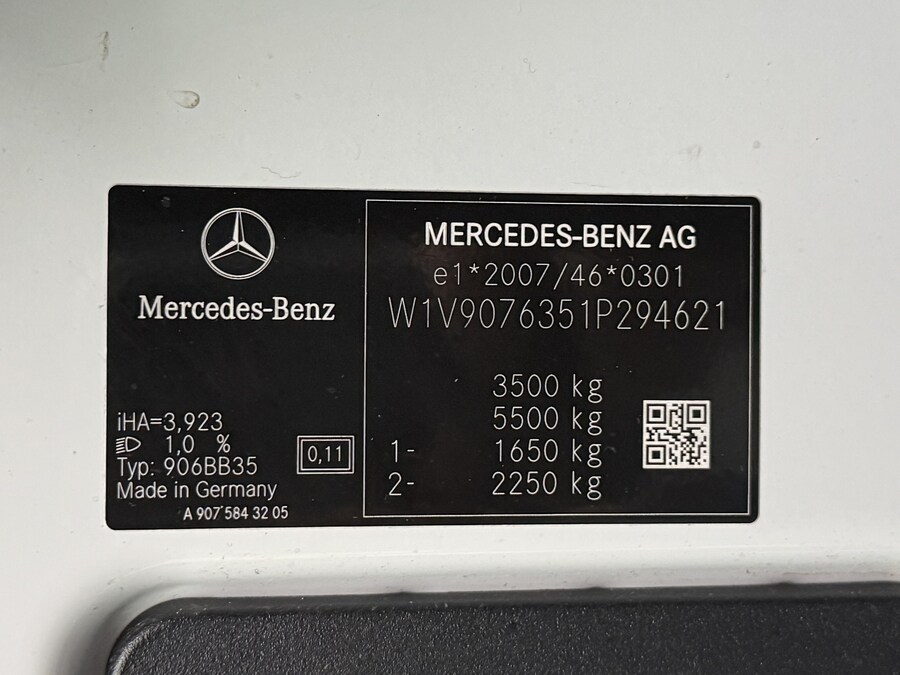 Mercedes-Benz Sprinter