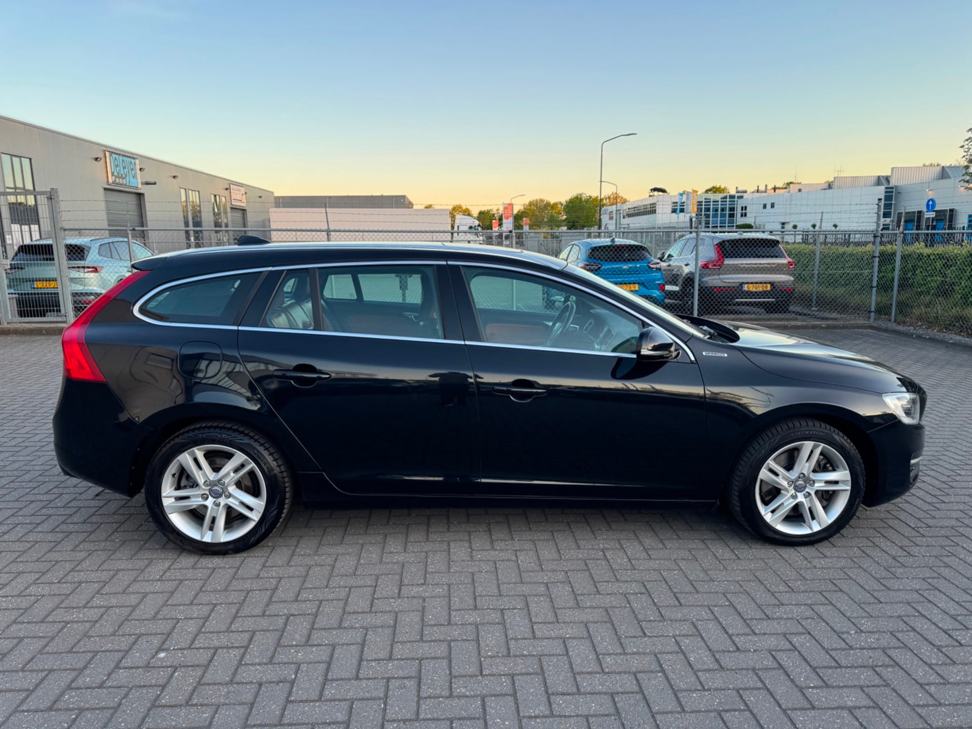 Volvo V60