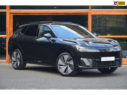 Lynk & Co 08 0