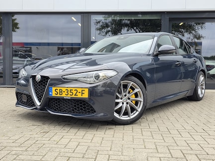 Alfa Romeo Giulia 0