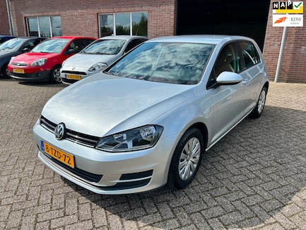 Volkswagen Golf 0