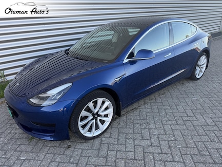 Tesla Model 3 0