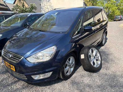 Ford Galaxy 0