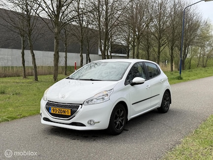 Peugeot 208 0