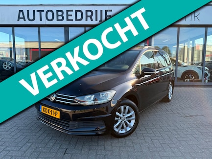 Volkswagen Touran 0