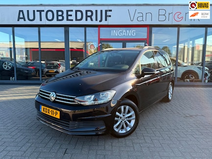 Volkswagen Touran 0