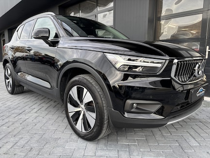 Volvo XC40 0