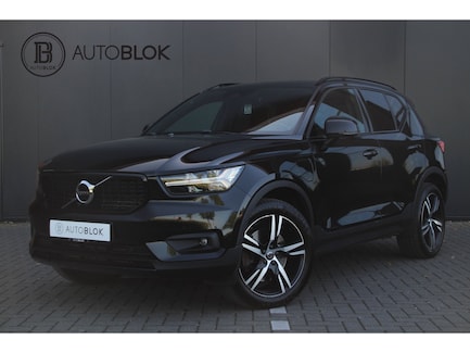 Volvo XC40 0