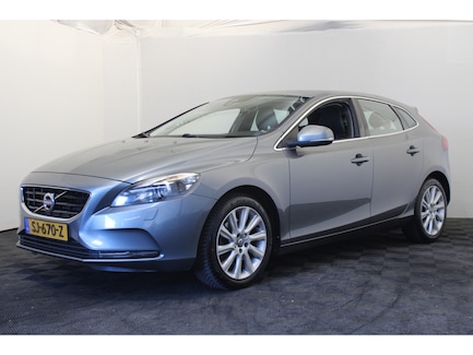 Volvo V40 Cross Country 0