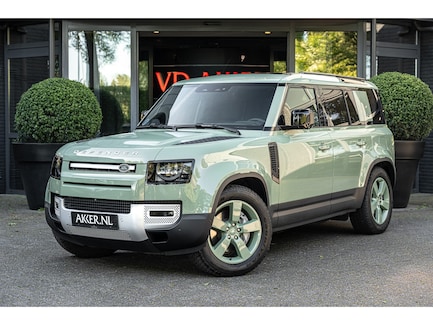 Land Rover Defender 0
