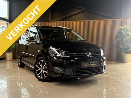 Volkswagen Touran 0