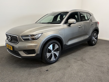 Volvo XC40 0