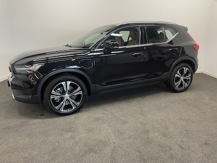 Volvo XC40 0