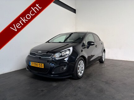 Kia Rio 0
