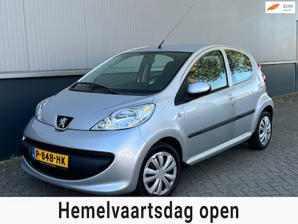 Peugeot 107 0