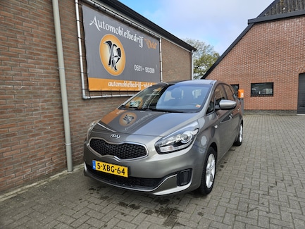 Kia Carens 0