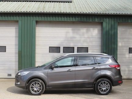 Ford Kuga 0