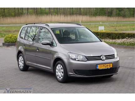 Volkswagen Touran 0