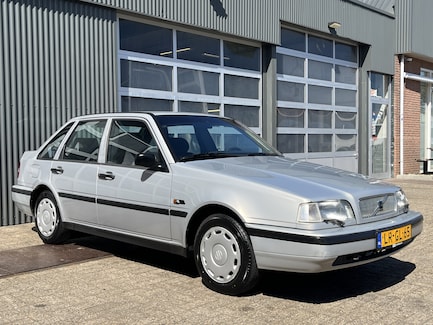 Volvo 400-Serie 0