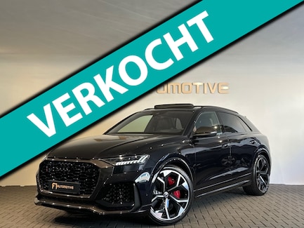 Audi RS Q8 0