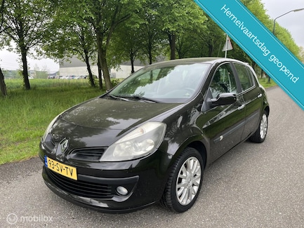 Renault Clio 0